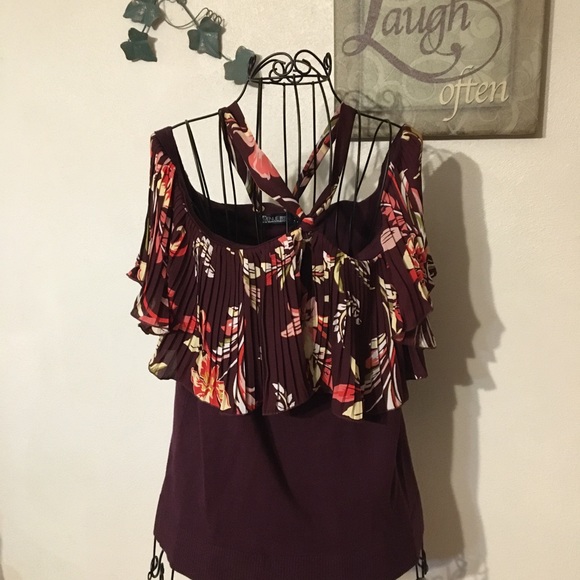 New York n Company off the shoulder top NWT - Picture 1 of 8